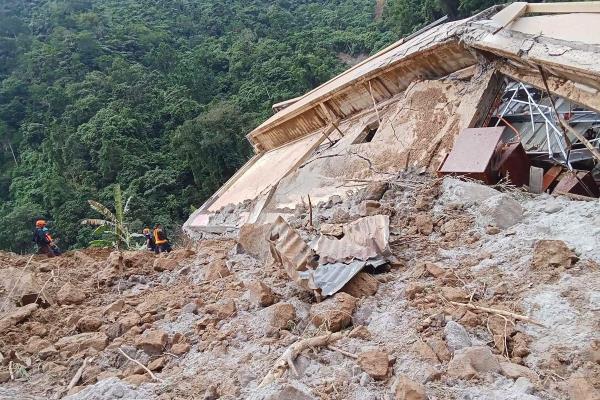 菲律宾山体滑坡死亡人数跃升至54人