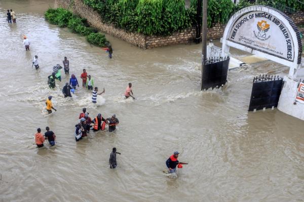 肯尼亚洪水造成至少12人死亡，约1.5万人流离失所