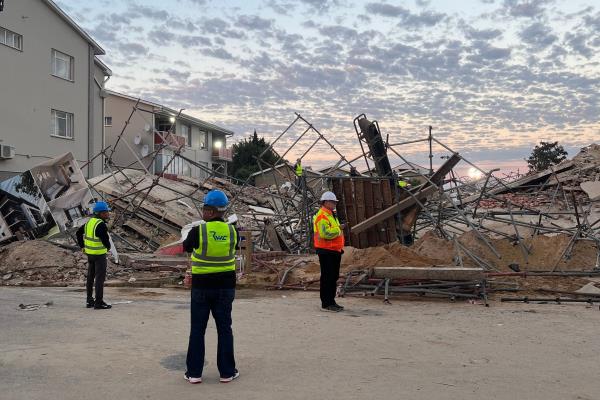 南非建筑倒塌死亡人数上升，仍有22人失踪