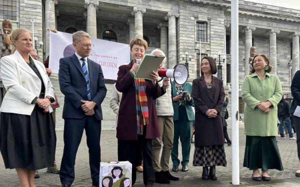 Stalking petition presented at parliament