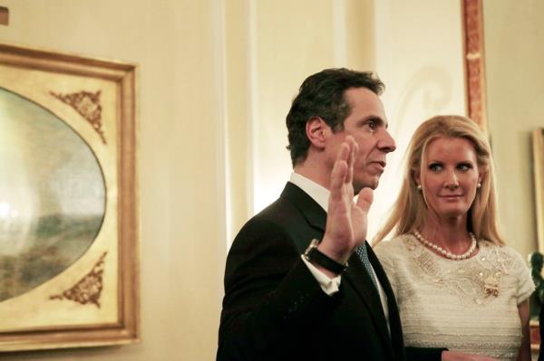 Andrew Cuomo being sworn in as NY governor in 2010