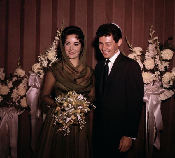 Eddie Fisher and Elizabeth Taylor at their wedding in 1959