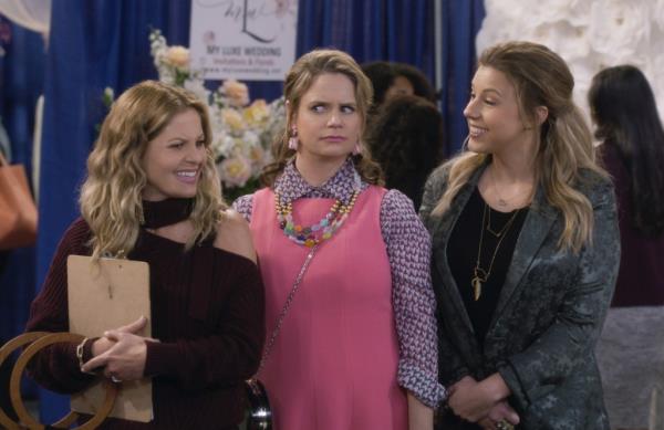 Candace Cameron Bure, Andrea Barber, Jodie Sweetin in "Fuller House"