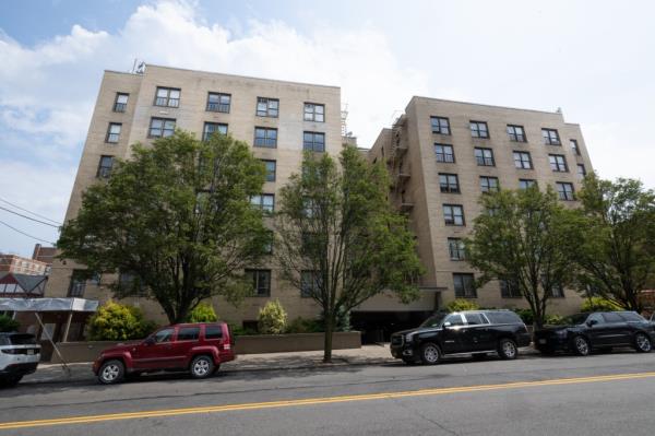 An exterior shot of 23-35 Broadway in Astoria, Queens.