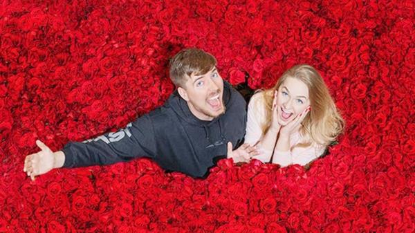 Mr. Beast with Maddy Spidell in his "Surprising My Girlfriend With 100,000 Roses For Valentines Day" YouTube video that aired Feb 14, 2020.