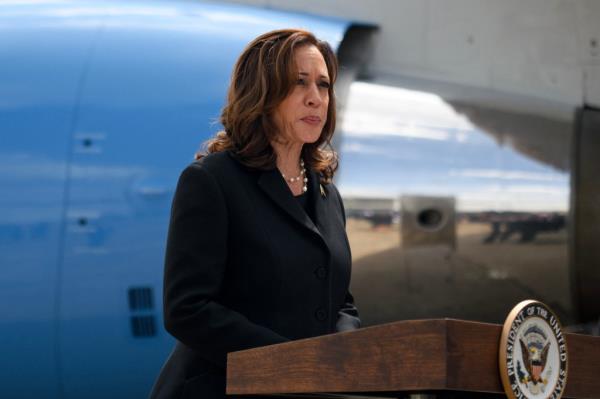 2024 Democratic Presidential Candidate Kamala Harris delivering remarks at a podium before departing George Bush Interco<em></em>ntinental Airport in Houston, Texas