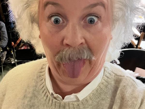 Molly Kearney dressed as Albert Einstein on "SNL."