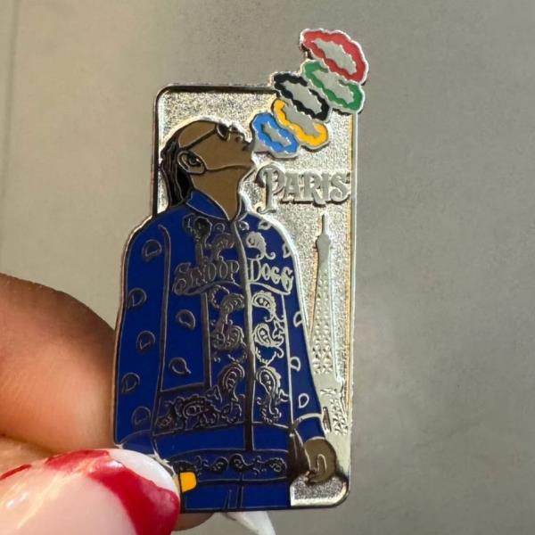 Snoop Dogg's 2024 Olympics pin