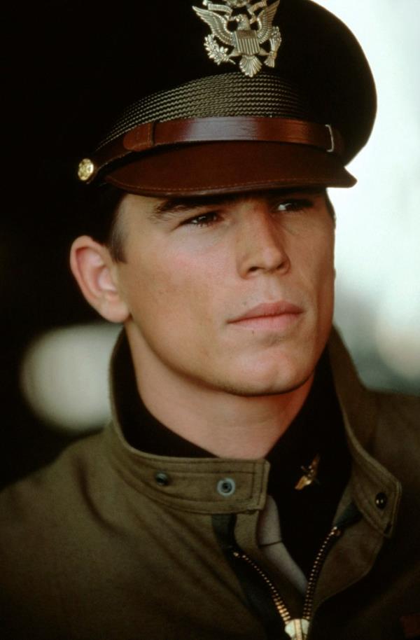 Josh Hartnett as Danny in "Pearl Harbor" (2001).