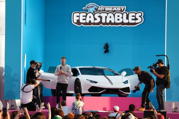 Jimmy "MrBeast" Do<em></em>naldson at the Feastables launch in Australia