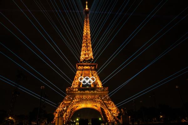 The Eiffel tower. 