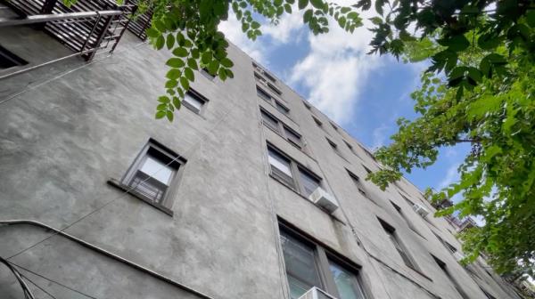 The scene wher<em></em>e a 4-year-old boy was seriously hurt when he fell out a fifth-floor window of a 6-story building (121 East 21st Street) in Brooklyn on Tuesday, July 30, 2024.