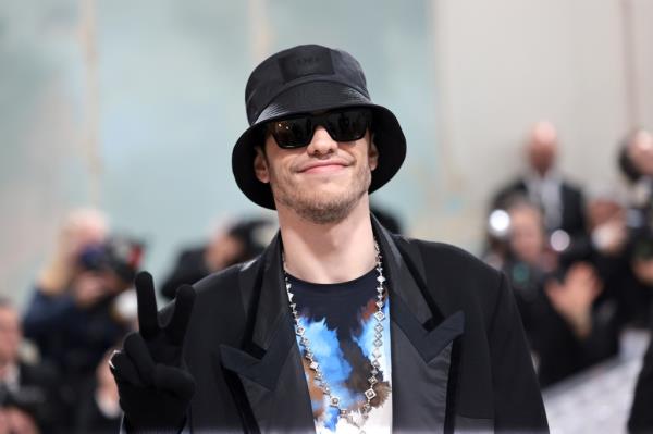 Pete Davidson attends The 2023 Met Gala Celebrating "Karl Lagerfeld: A Line Of Beauty" at The Metropolitan Museum of Art on May 01, 2023 in New York City.