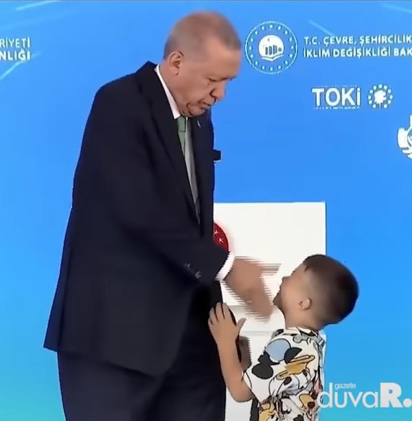 Erdogan slaps boy