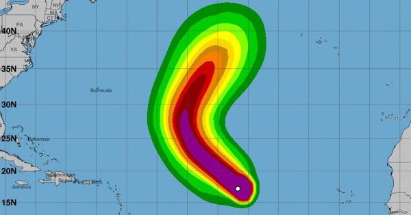 英国天气:英国气象局警告说，飓风柯克可能会带来暴雨和狂风