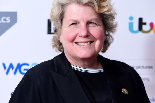 Sandi Toksvig：我不知道我主持Abba明星的婚礼会被公开